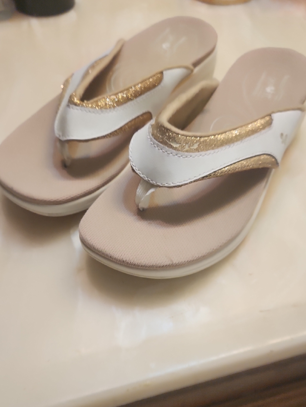 Grasshoppers White and Gold Thong Sandals